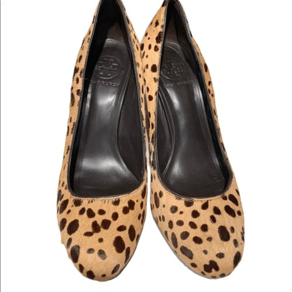Tory Burch Cheetah Animal Pattern Heels w/ Concealed Platform Bovine Hair Sz 7.5 - Picture 2 of 11
